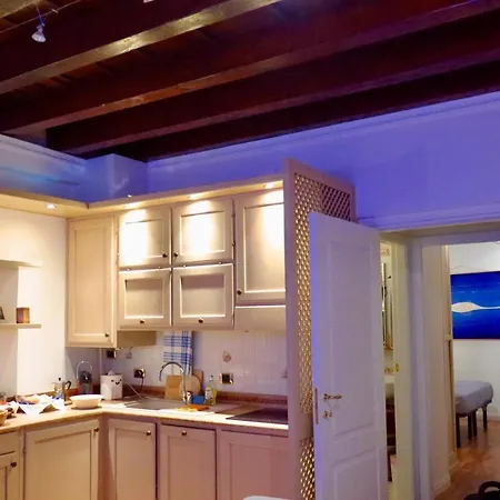 Residenza Cappello18 Апартаменты *